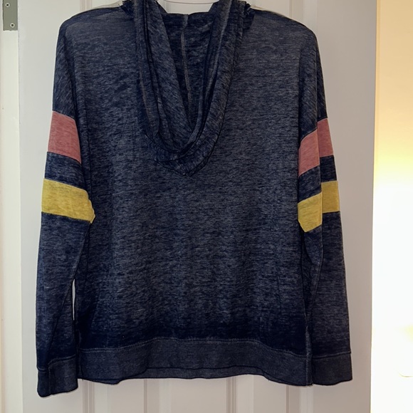 Pink Rose Light Hoodie - Picture 3 of 5